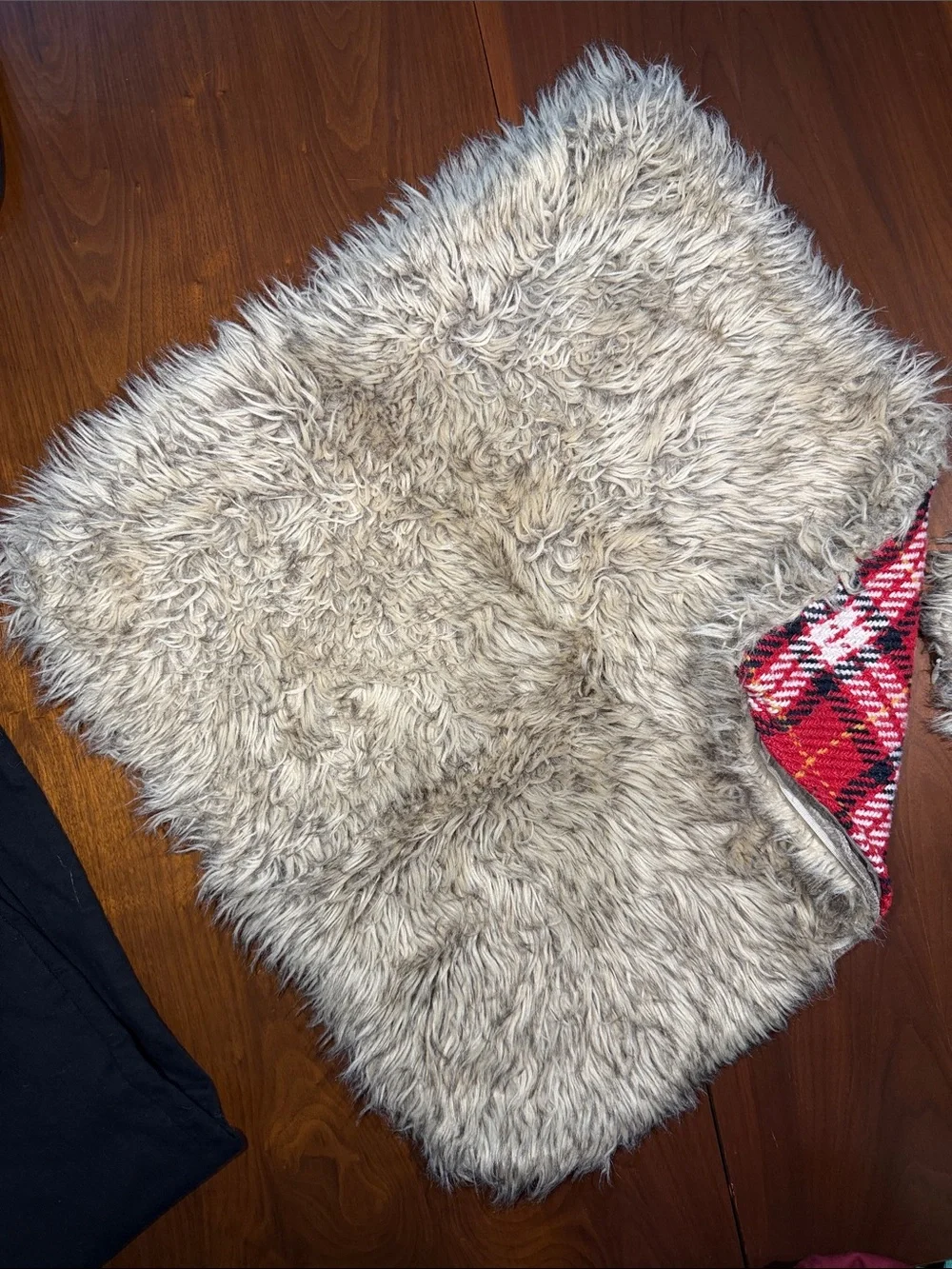 Pottery Barn Red and Green Plaid Holiday Throw Pillows COVERS 20” x 20”